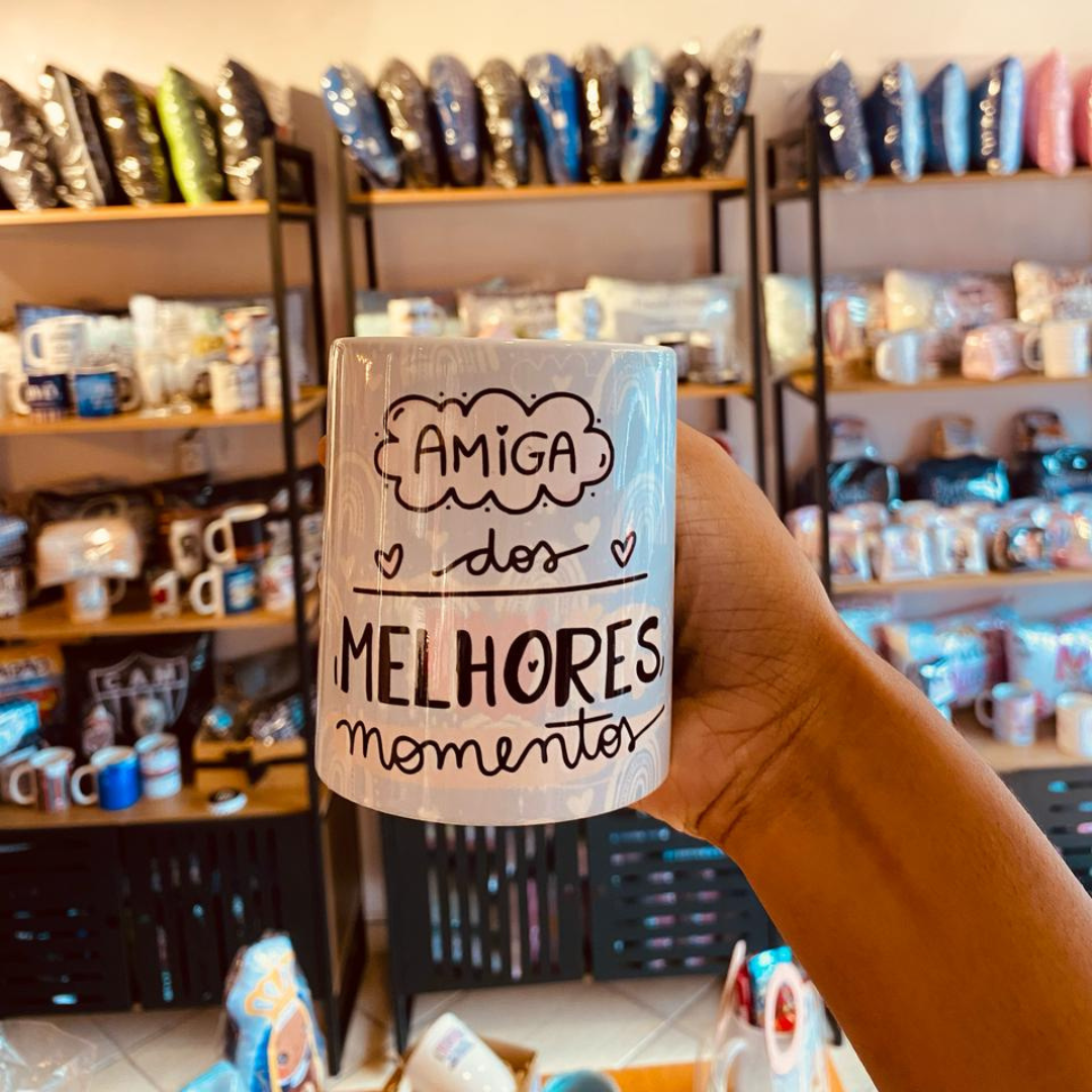 Caneca “Amiga dos Melhores Momentos”