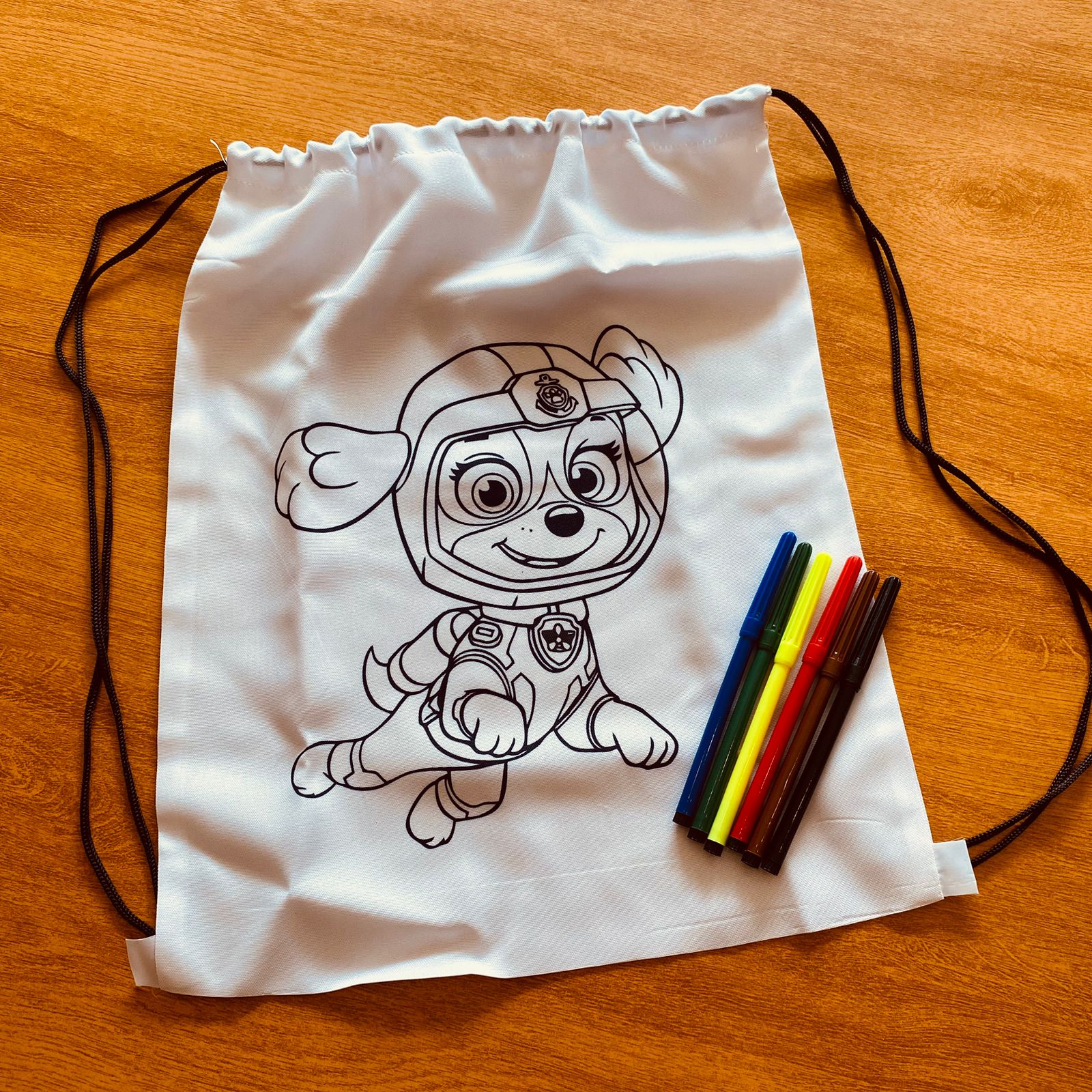 pinte e lave mochila