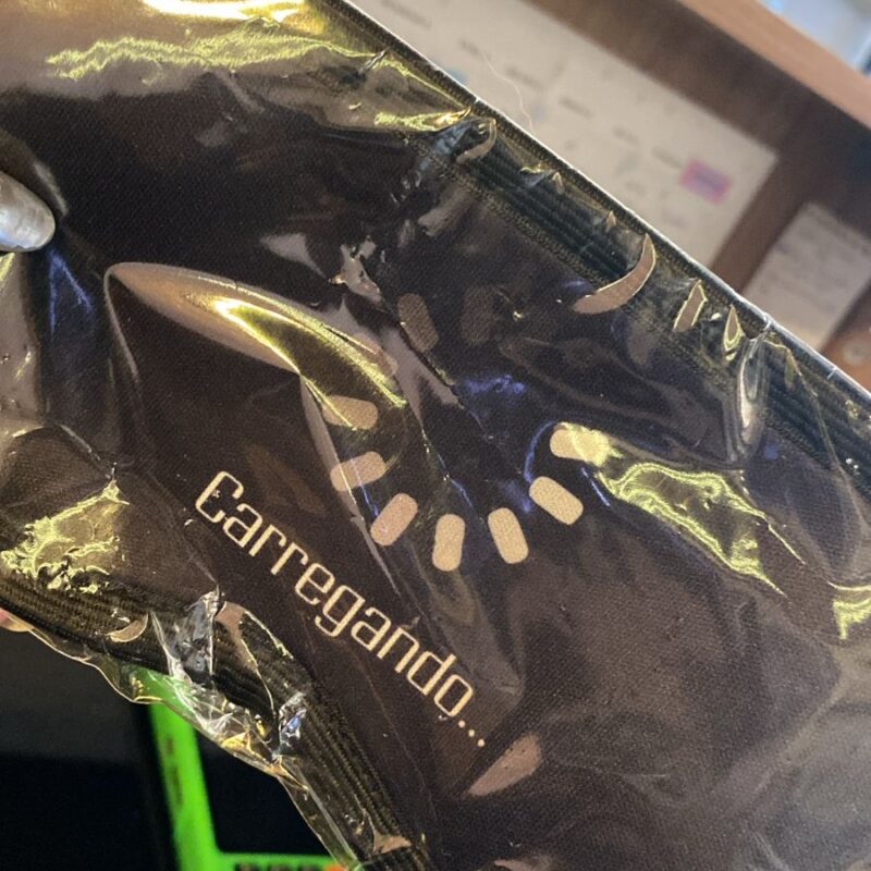 Máscara de Dormir: Carregando...