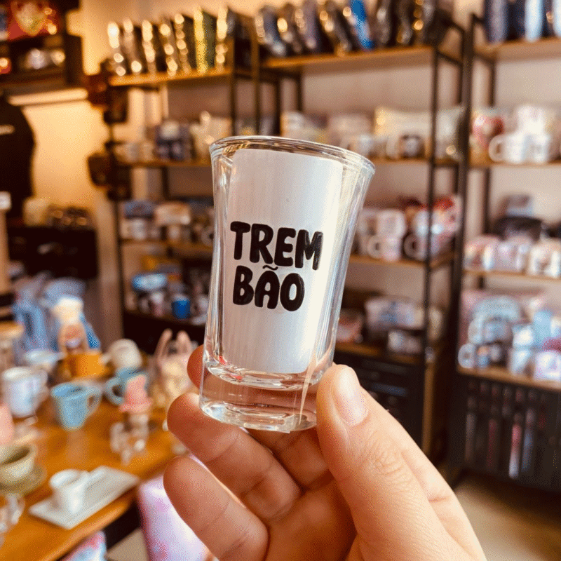 Copo Shot “Trêm Bão”