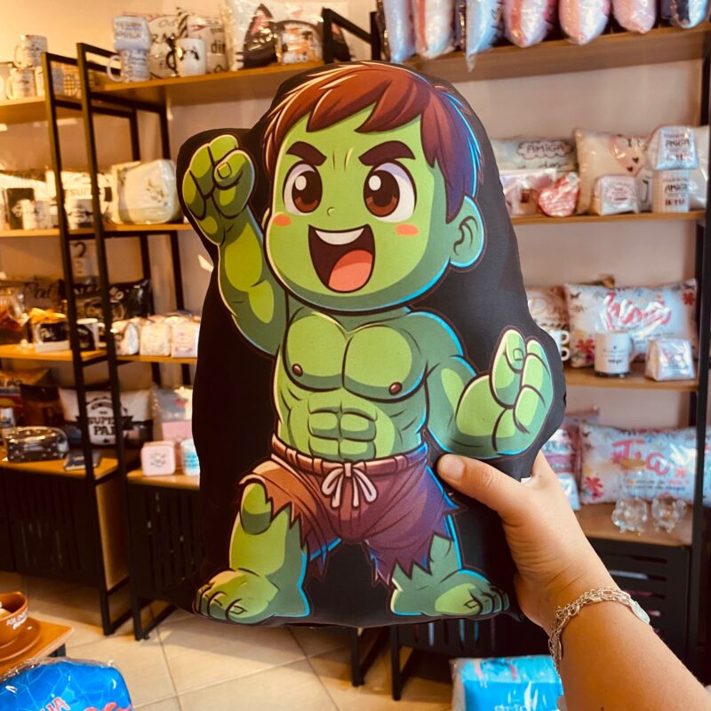 Almofada Contornada Hulk