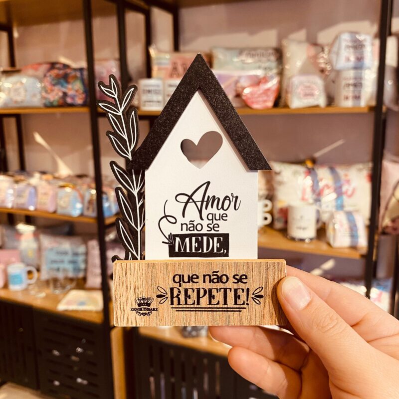 ENFEITE DE MESA: AMOR QUE NAO SE MEDE, QUE NAO SE REPETE (P20383)