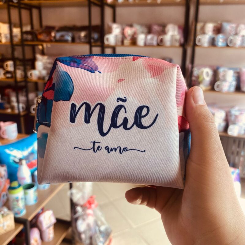 Nec: Mãe te amo. Variável