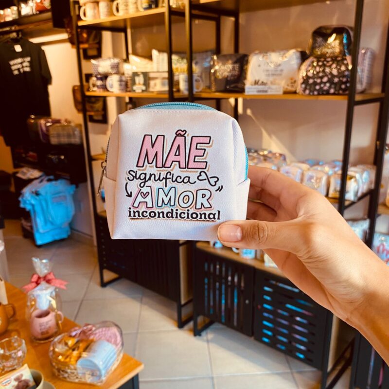 Necessaire Mãe significa amor incondicional
