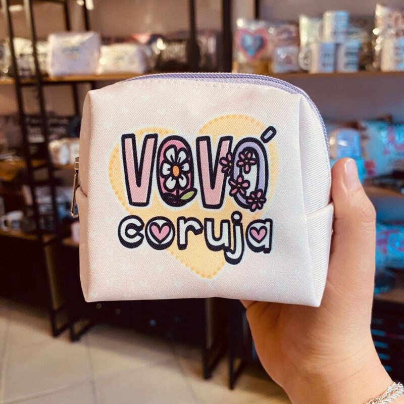 Nec: Vovó coruja