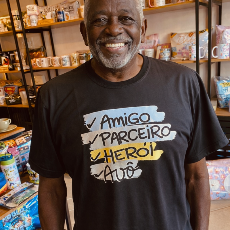 Camiseta Amigo, parceiro, heroi, avô
