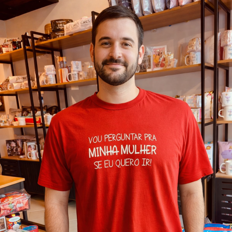 Camiseta Vou perguntar pra minha mulher se eu quero ir!