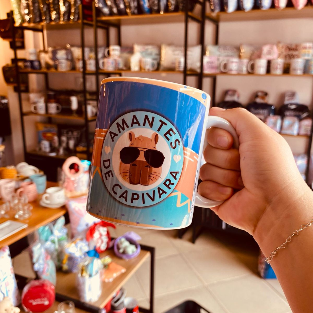 Caneca “Amantes de Capivara”