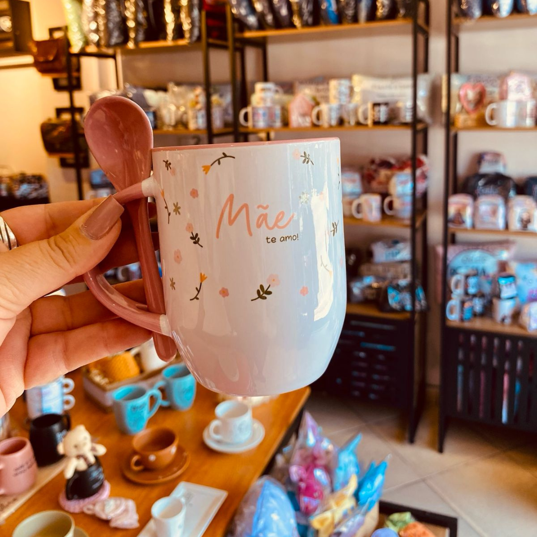 Caneca com Colher “Mãe, te amo!”