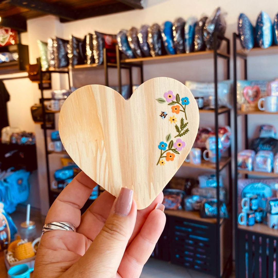 Porta-Copos de Madeira Coração Porta-Copos de Madeira Coração