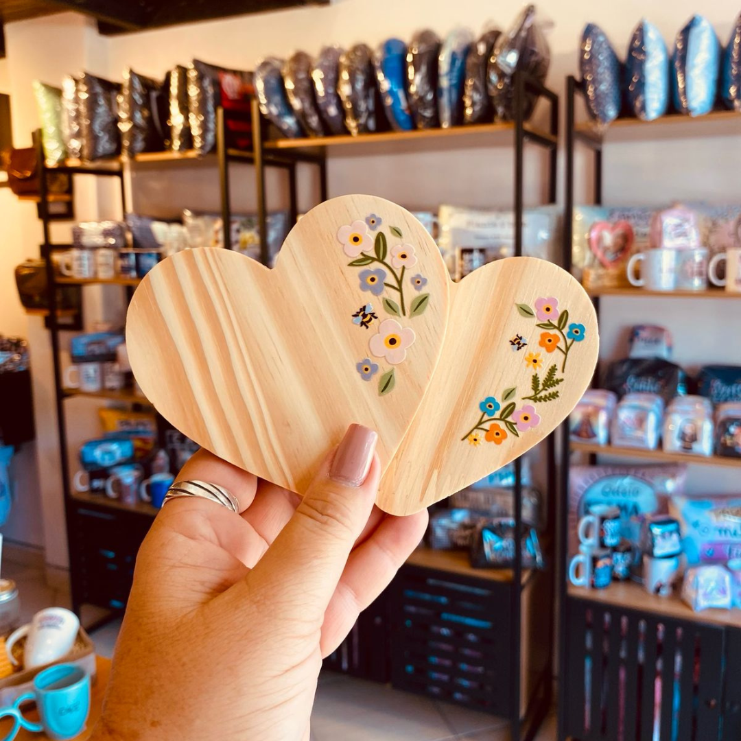 Porta-Copos de Madeira Coração Porta-Copos de Madeira Coração