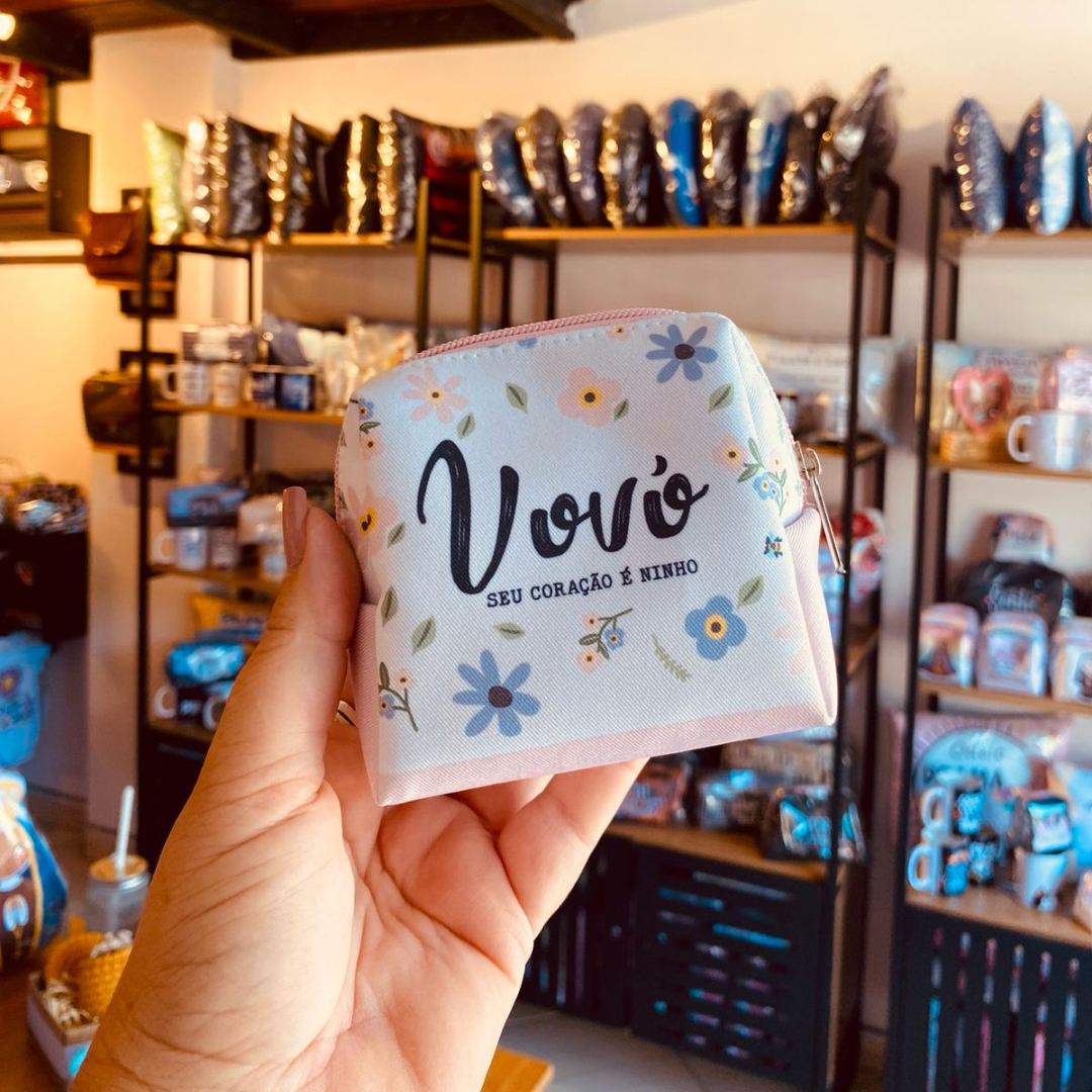 Necessaire “Vovó, seu coração é ninho” Necessaire “Vovó, seu coração é ninho”