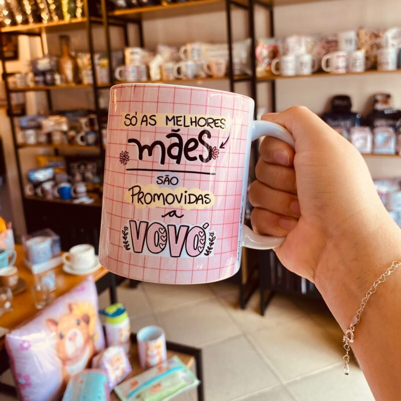 Caneca Porcelana Só as melhores mães são promovidas a vovó