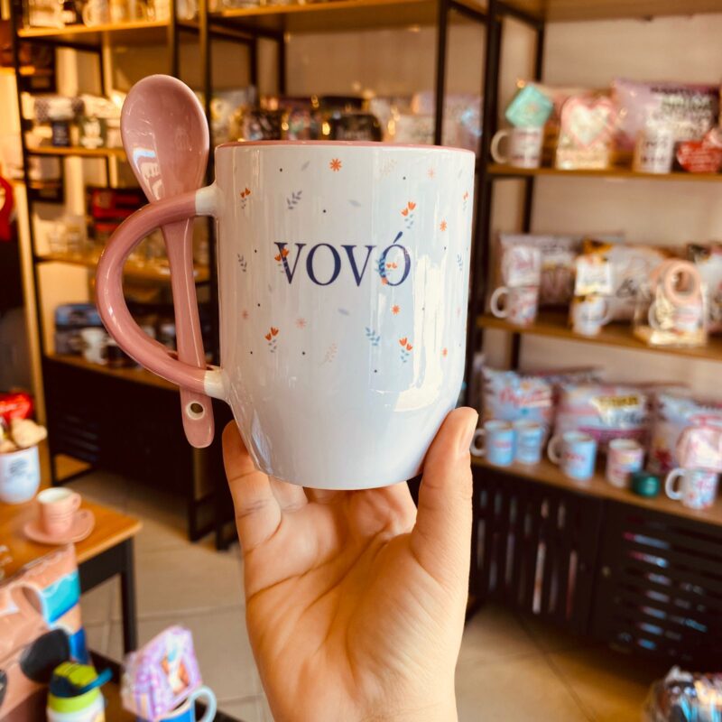 Caneca Com Colher: Vovó  é ser mãe com mais calma e carinho