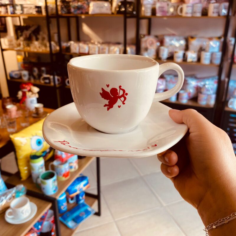 Xícara de Chá em porcelana com Pires "Para sempre nós - cupido "