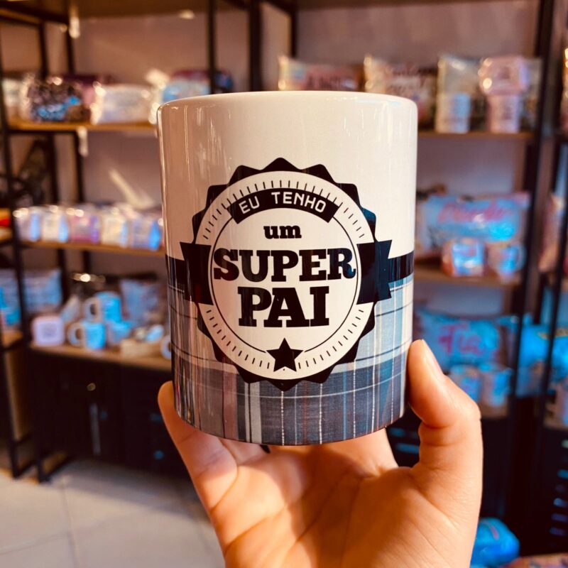 Caneca Porcelana Eu tenho um super Pai