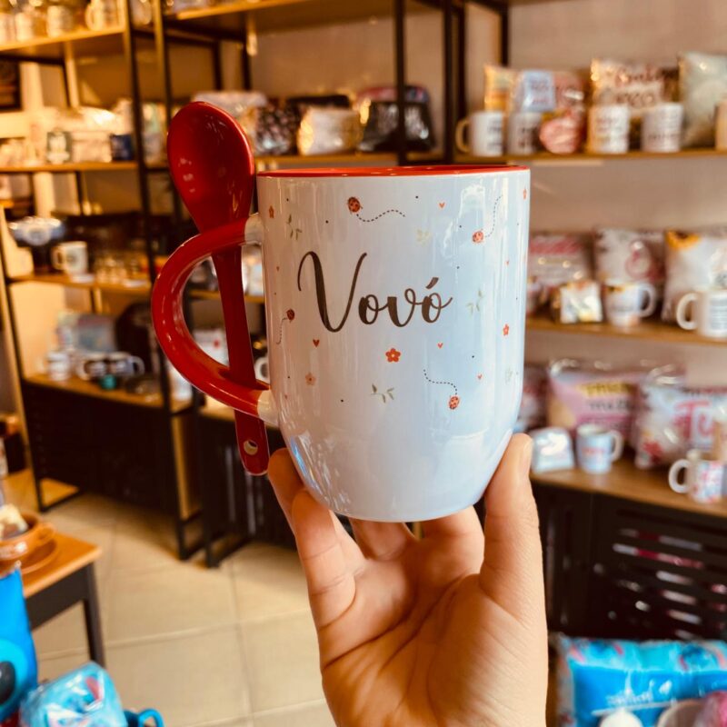 Caneca Porcelana com colher Vovó Amor que acalma e conselhos que guiam!