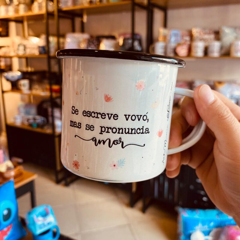Caneca Ágata “Bisa , se escreve vovó mas se pronuncia amor"