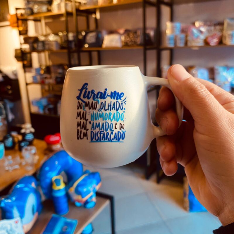 Caneca De Cerâmica Livrai-me do mau olhado,Mal Humorado,mal amado e do bem disfarçado