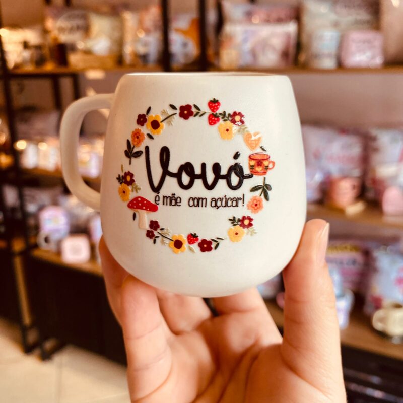 Caneca Cerâmica Vovó é mãe com açúcar!