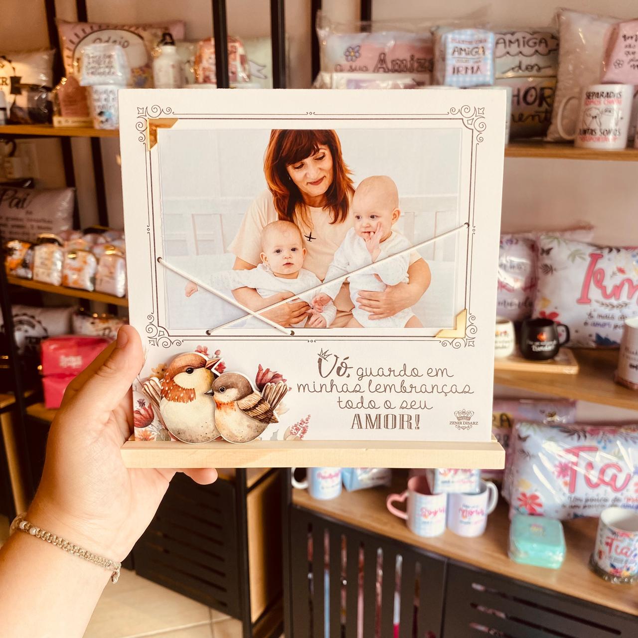 vó guardo em minhas lembranças...