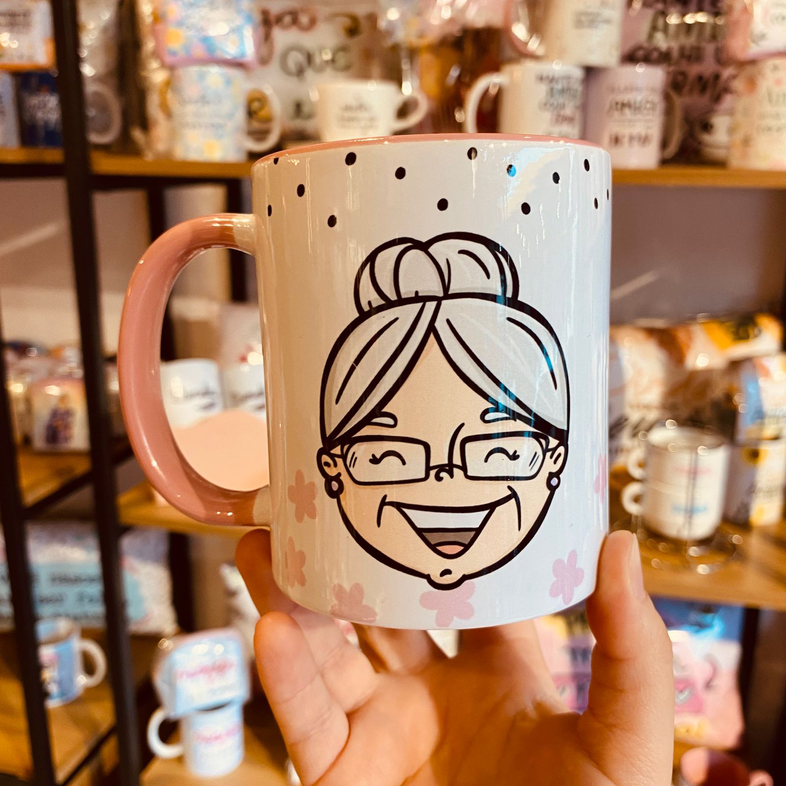 caneca da vovó/ rosto