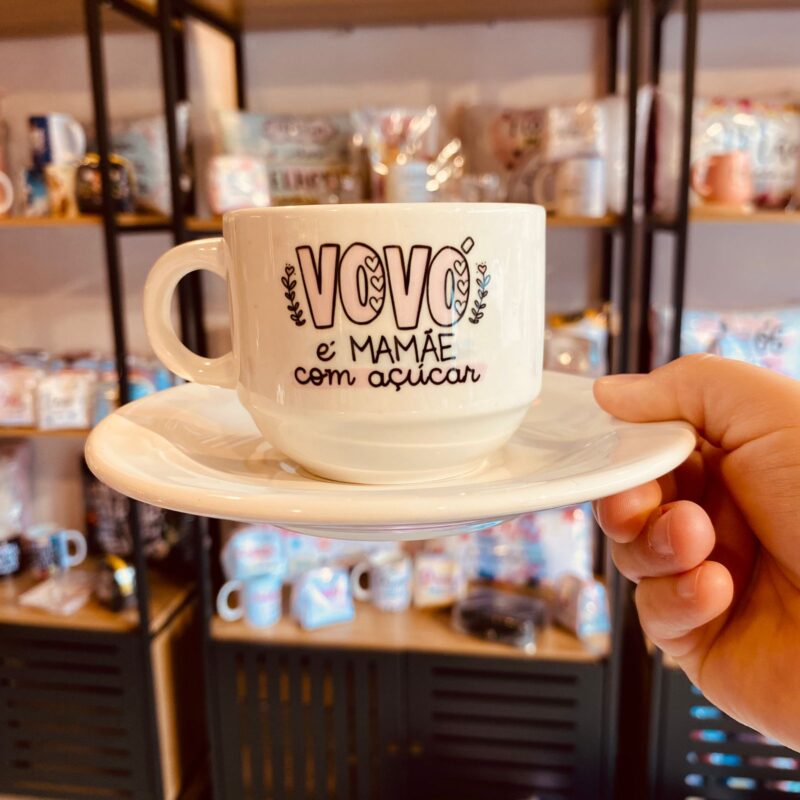 Xícara Porcelana com pires Vovó é mamãe com açúcar