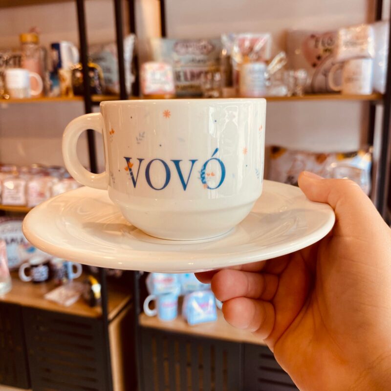 Xícara Porcelana com pires Vovó é ser mãe com mais calma e carinho