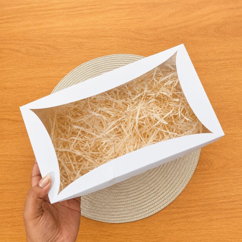 Caixa Branco com visor onda (27x15x10)